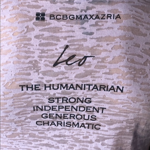 BCBG “LEO Season” T-Shirt (Brand New with Tag). - Picture 3 of 5